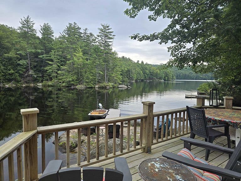 224 Cottage Road photo 1