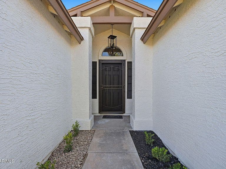 4831 E Hobart St photo 3