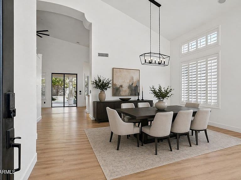 7788 E PHANTOM Way photo 4