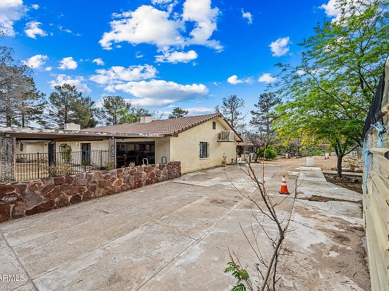 7358 E Alamo Way photo 4