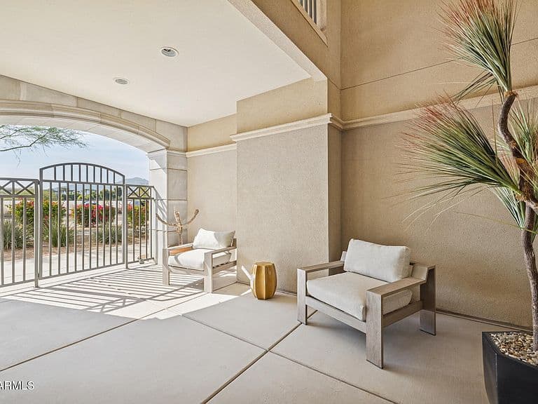 7275 N Scottsdale Road #1021 photo 3