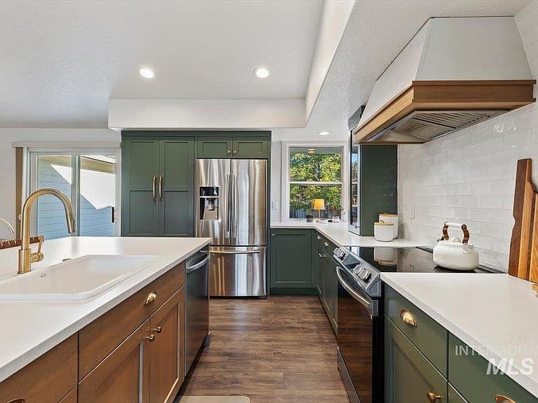 6592 W Tobi Dr photo 2