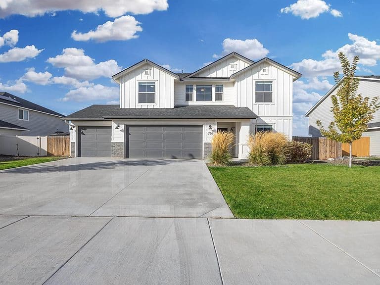 756 W Wolf Willow photo 1