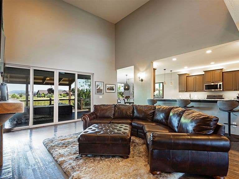 3035 Rustler Dr photo 5