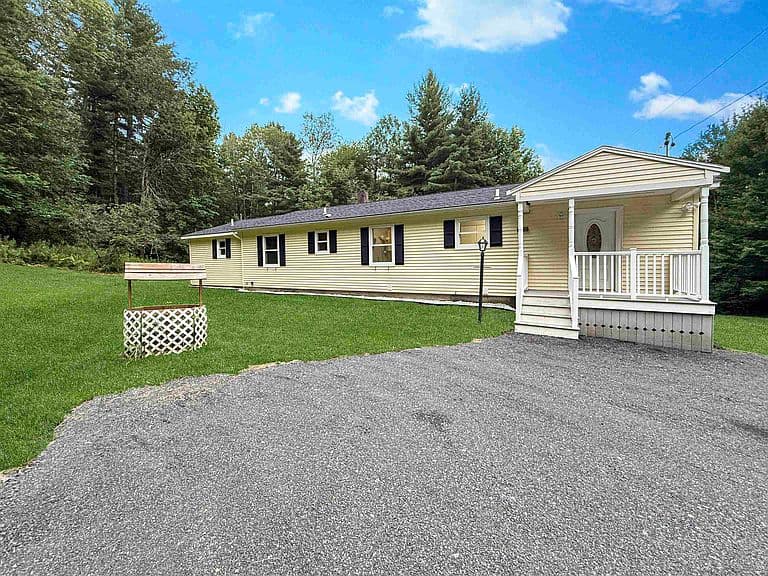 192 East Cobble Hill Road photo 2