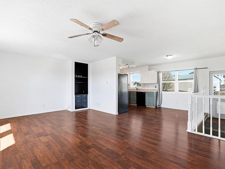 105 Starling Ct photo 3