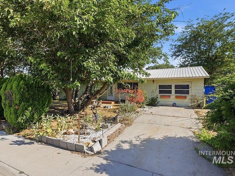 10368 W Bigwood Dr photo 1