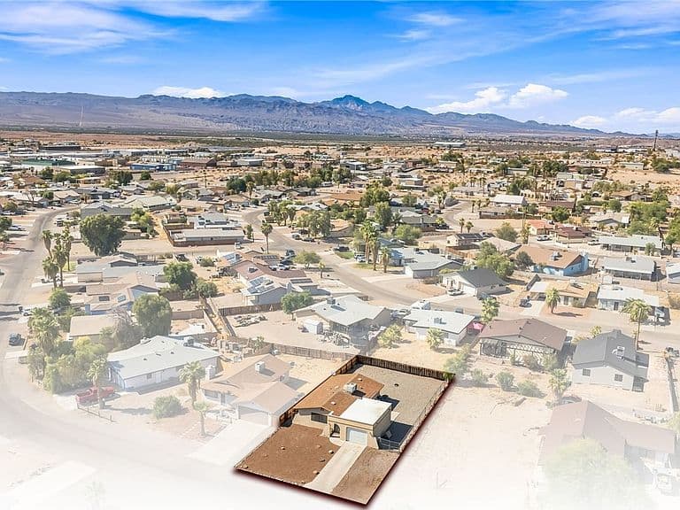 4368 S Los Maderos Drive photo 5