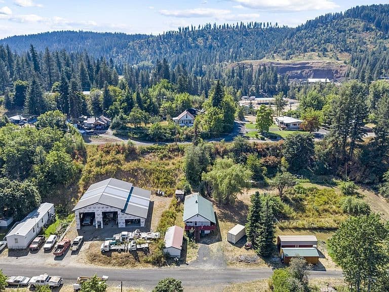 2331 Kootenai Ave photo 5