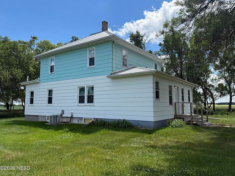 13905 476th Ave photo 3