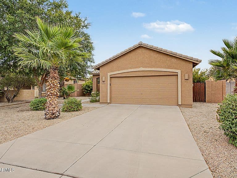3435 E DENNISPORT Avenue photo 3