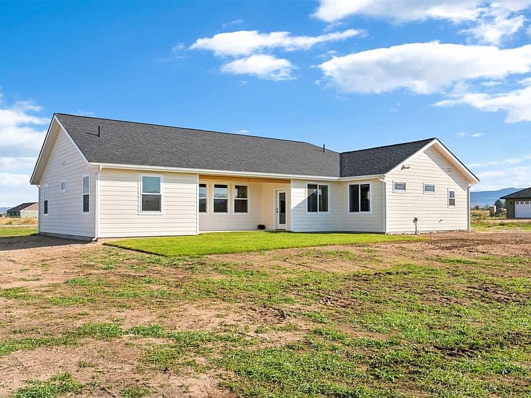 454 Rio Ln photo 5