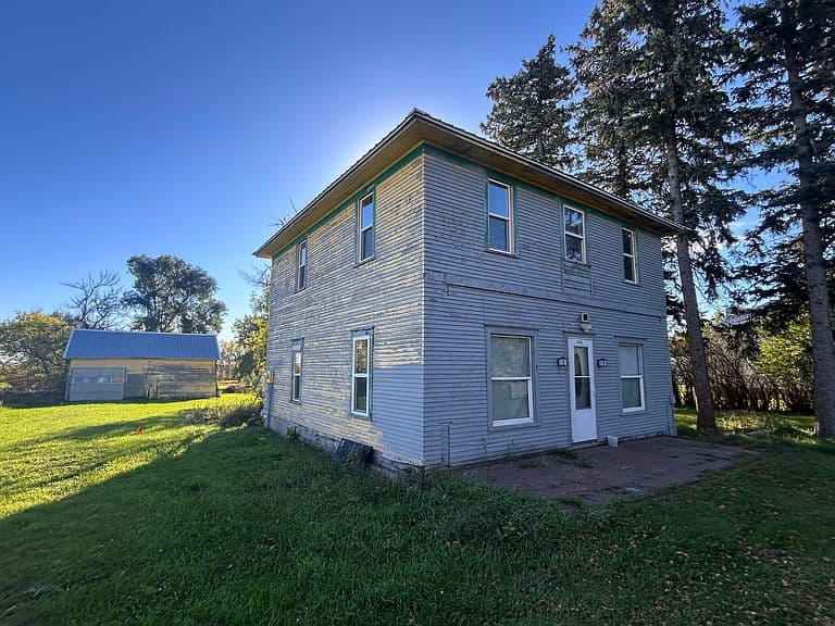 4006 Main St photo 2
