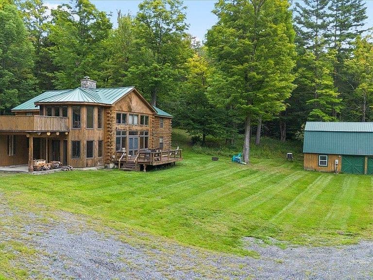 1641 West Hill Road photo 3