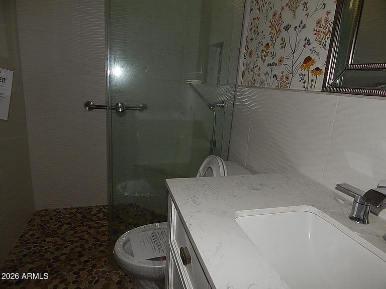 10437 W CHERYL Drive photo 5