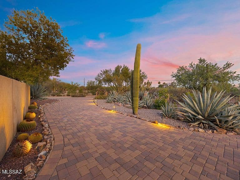2960 W Lobo Rd photo 3