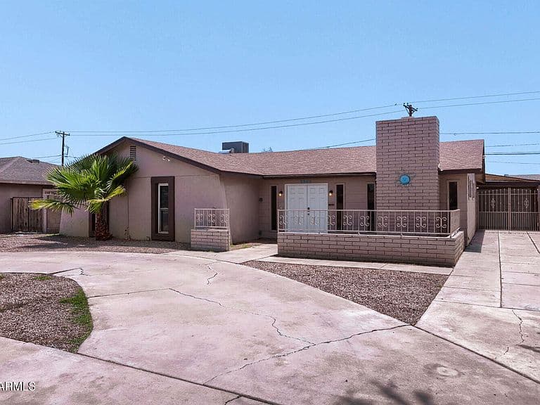 3205 W MARIPOSA Street photo 5