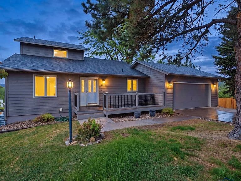 3005 Sunny Hill Cir photo 1