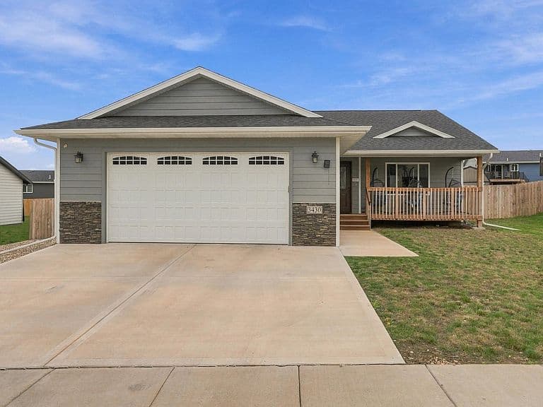 3430 Davenport Loop photo 1