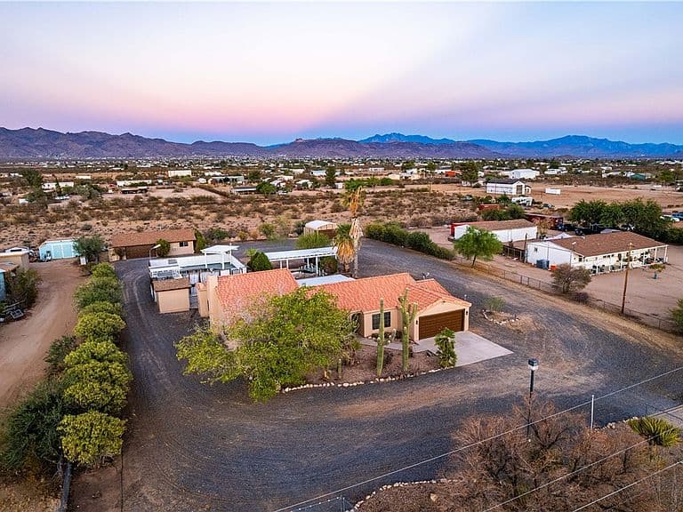 3840 N Santa Maria Road photo 4