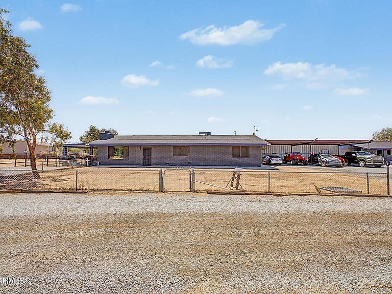 11241 S 217TH Avenue photo 5