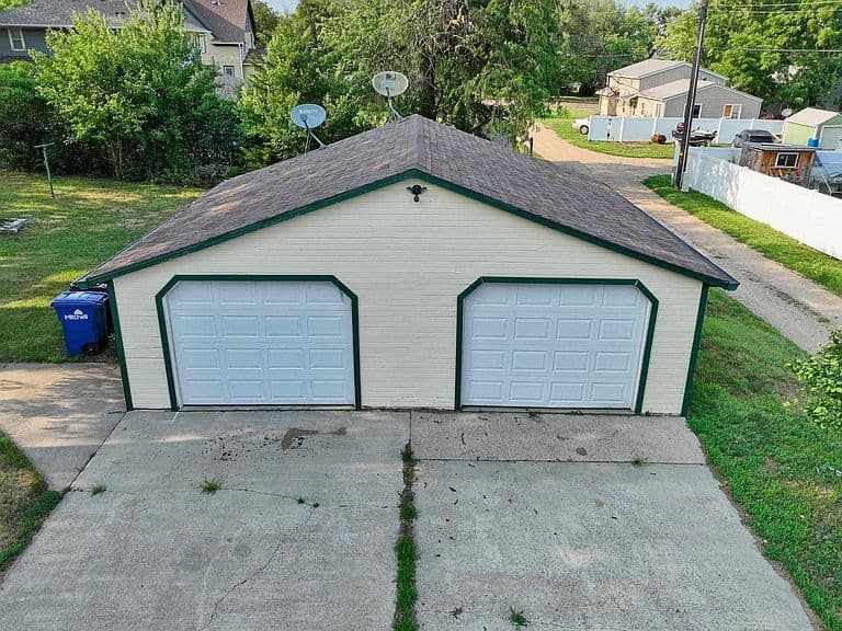 1120 S Duff St photo 4
