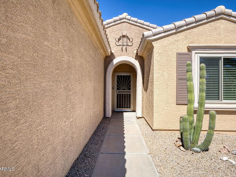 17366 W KING CANYON Drive photo 2