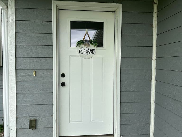 705 Sunset Cir photo 2
