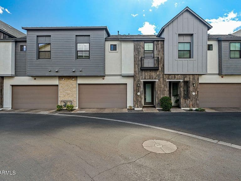 3200 N 39TH Street #4 photo 1