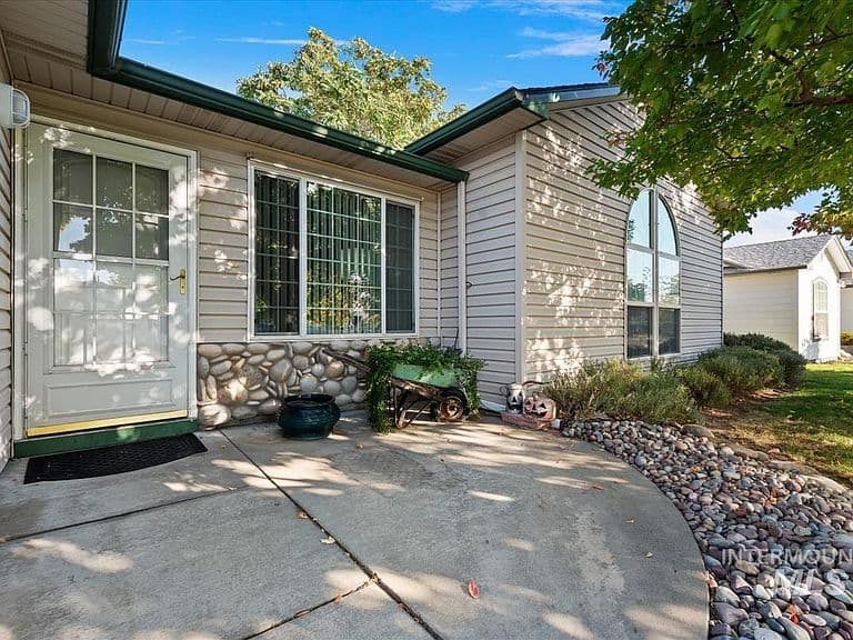 4450 S Chariot Way photo 3