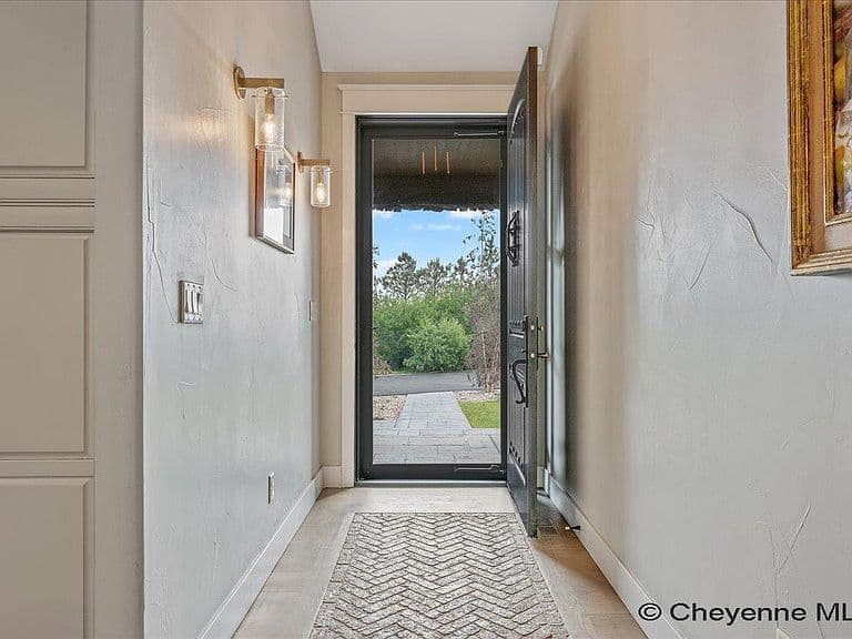6004 Storey Blvd photo 3
