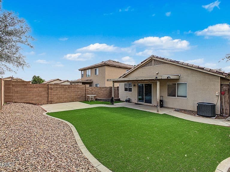 12008 W Windrose Drive photo 1