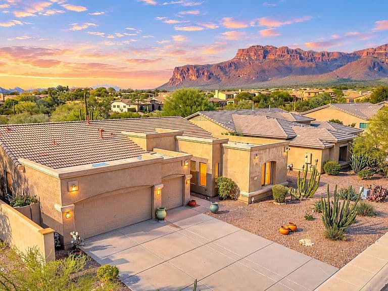 8206 E APACHE PLUMB Drive photo 1
