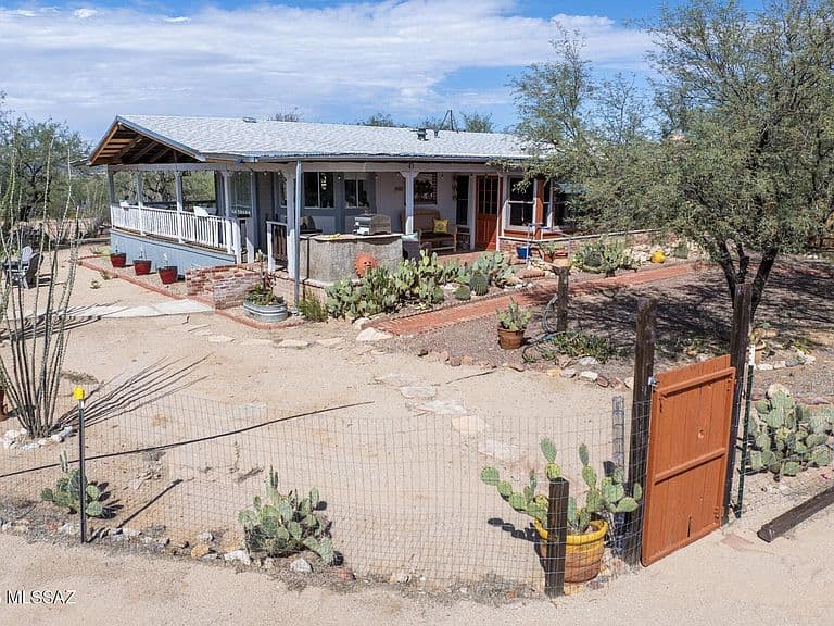 1550 W Eagle Way photo 2