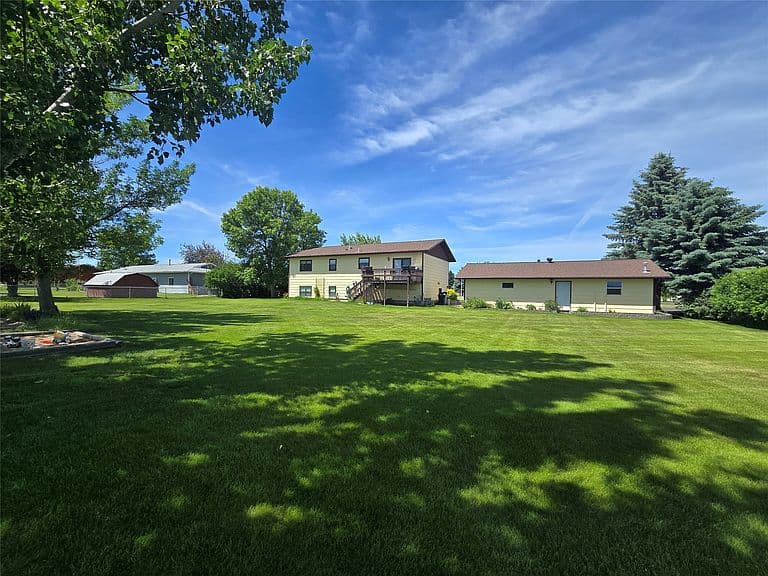 2970 Canal Cir photo 3