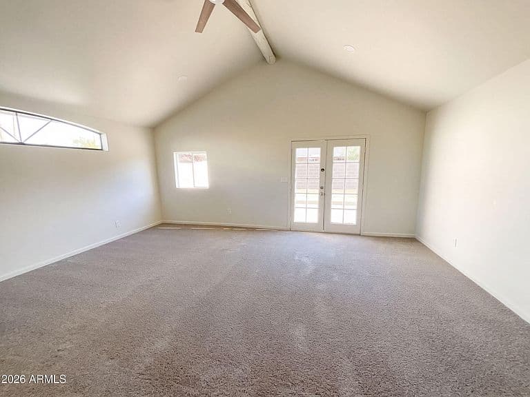 4253 E VINEYARD Road photo 3
