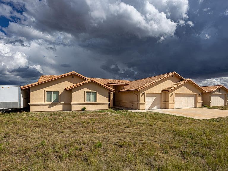 9533 E THREE CANYONS Road photo 3
