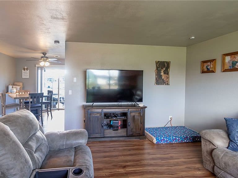 5632 Meadowmist Dr photo 5