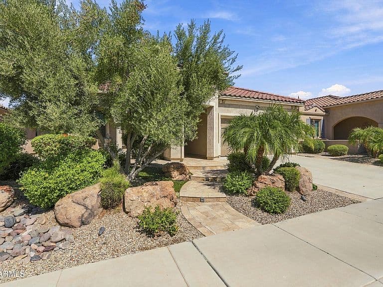 26492 W ZACHARY Drive photo 3