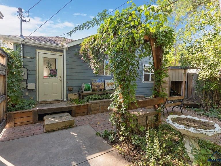 3614 Cottonwood St photo 5