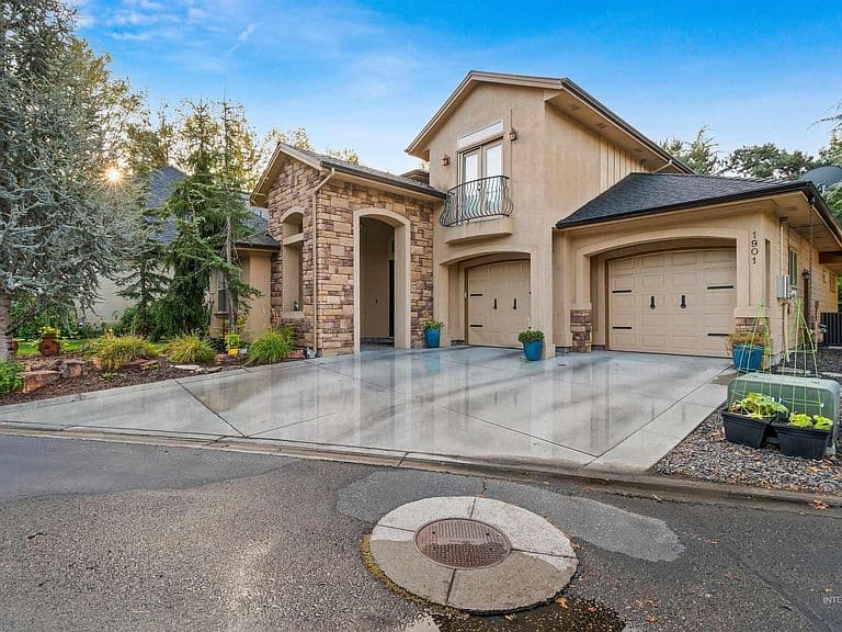 1901 S Stream Pointe Ln photo 1