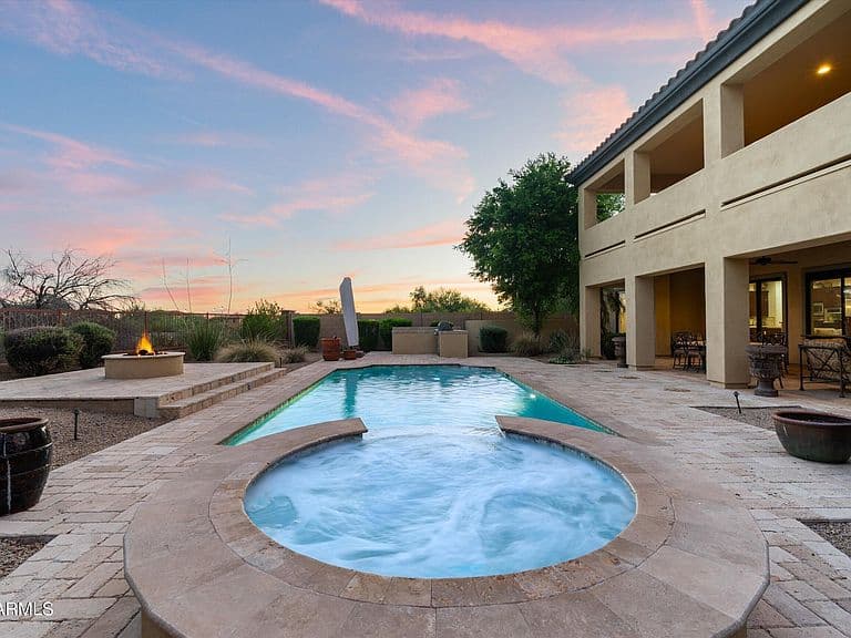 9851 E DESERT JEWEL Drive photo 2