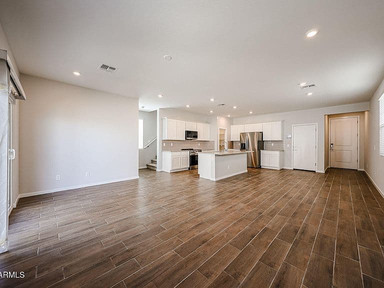 17393 W VILLA HERMOSA Lane photo 3