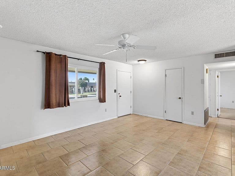 10413 W ROUNDELAY Circle photo 5