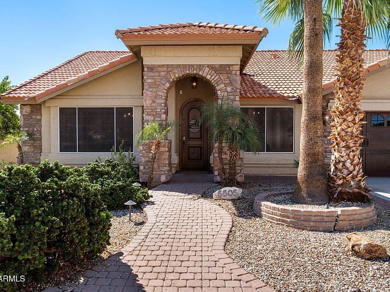 5505 W LONE CACTUS Drive photo 4