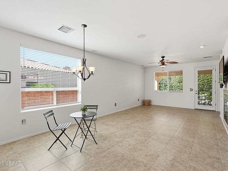 2845 N Vactor Ranch Pl photo 5