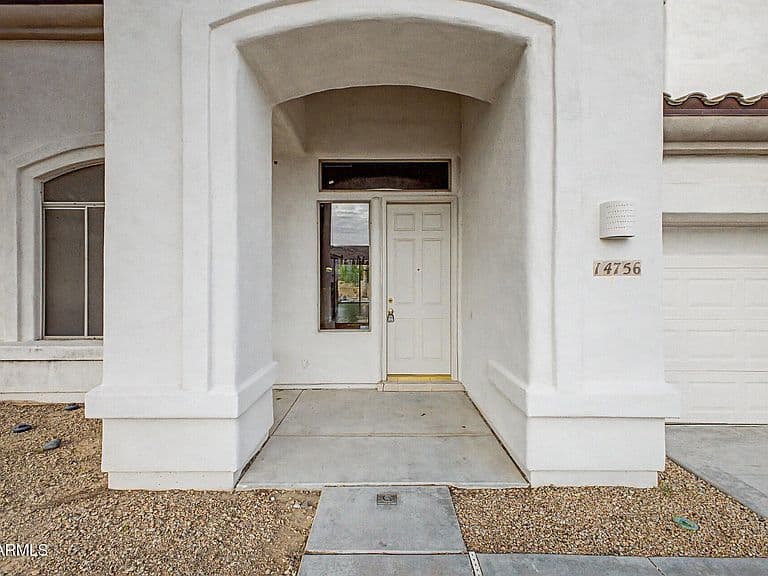 14756 W COLUMBUS Avenue photo 4