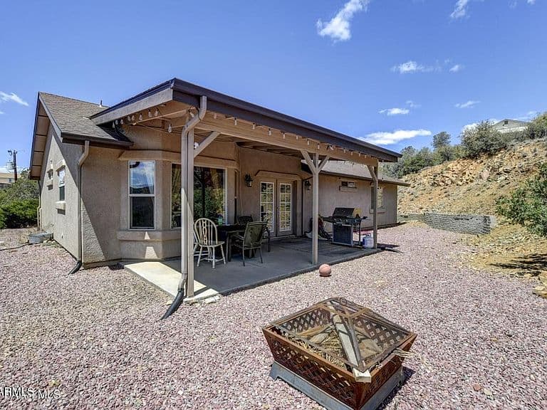 1933 N MOONSTONE Lane photo 4
