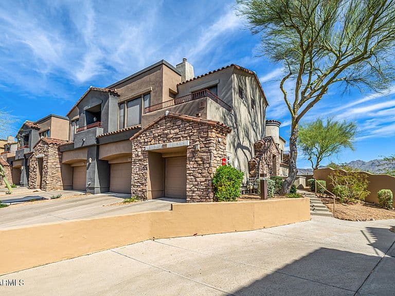 19550 N GRAYHAWK Drive #2035 photo 1