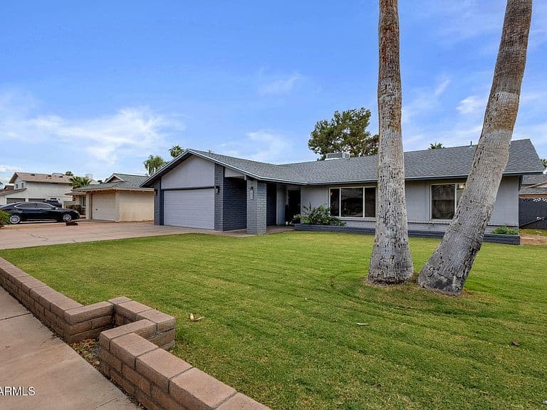 1611 E LA JOLLA Drive photo 1